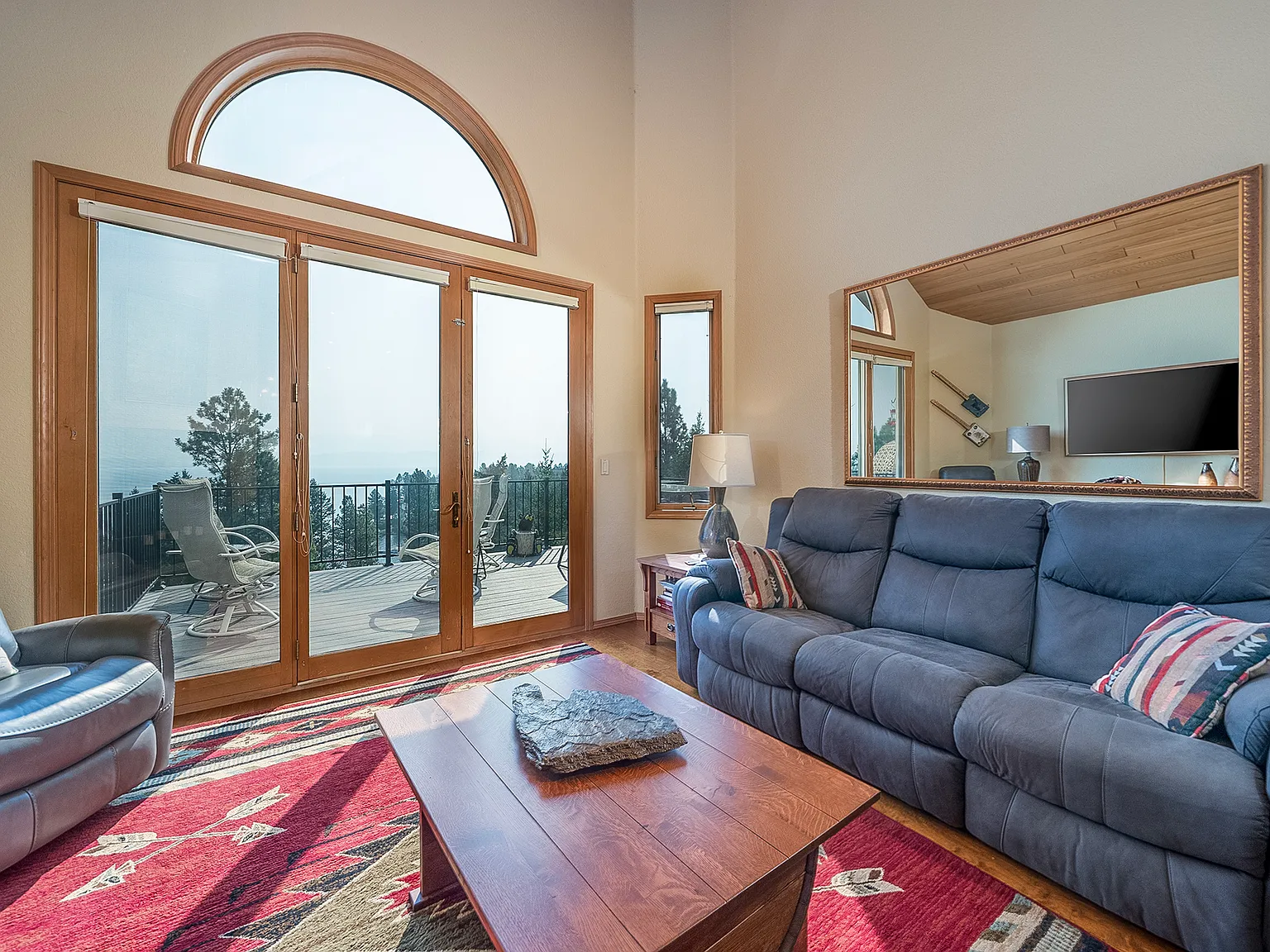 3 bed, 2.5 bath, 2280 sqft, $2,700 — Photo 1