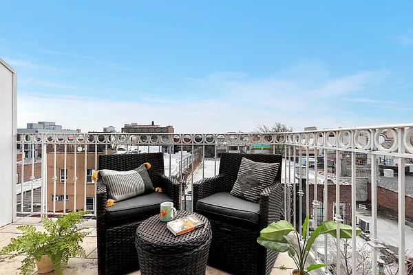 Sold by Cooper & Cooper Real Estate | media 3