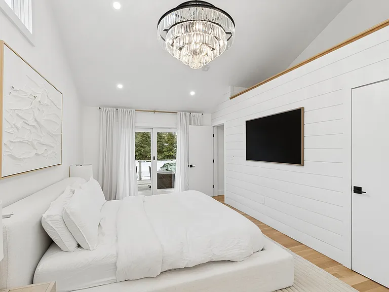 38 Sandra Rd — Photo 14