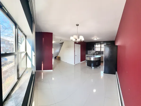 2071 Haring Street image 2 of 25