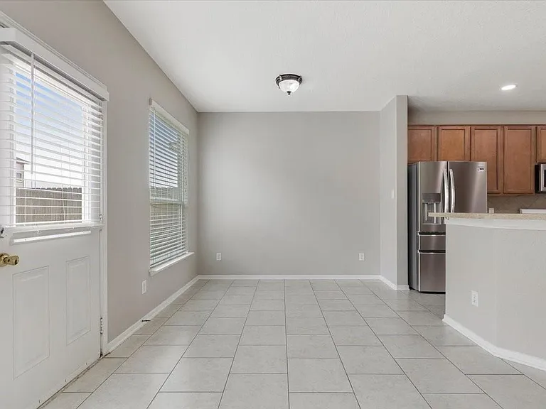 4810 Vintage Grove Ct — Photo 10