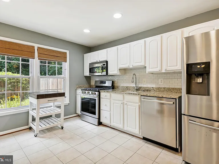 1804 Golf View Ct — Photo 8