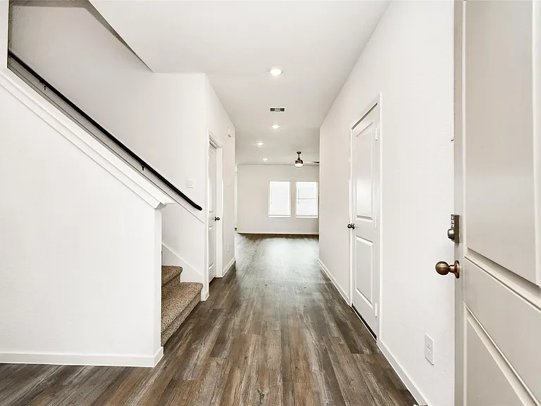 27607 Hudson Sands Ln — Photo 5