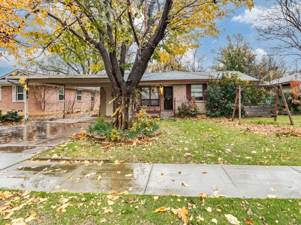 312 Parkwood Pl, Lewisville, TX 75067