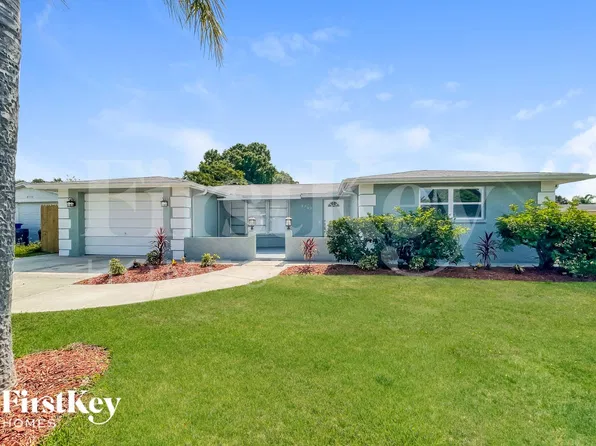 2702 Betty Pl, Holiday, FL 34691