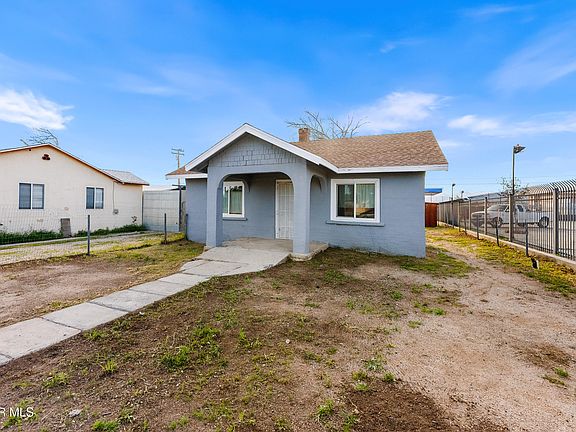 3rd image of 15733 K St