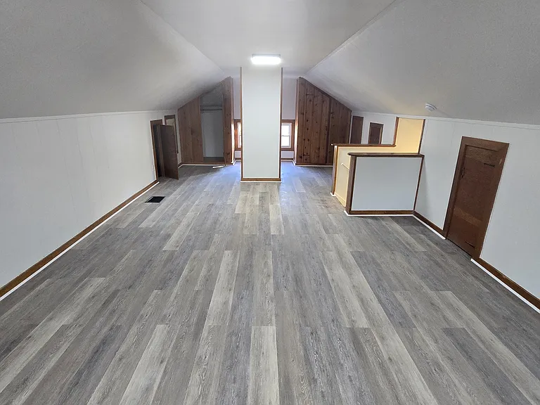 44 Waverly Ave — Photo 25