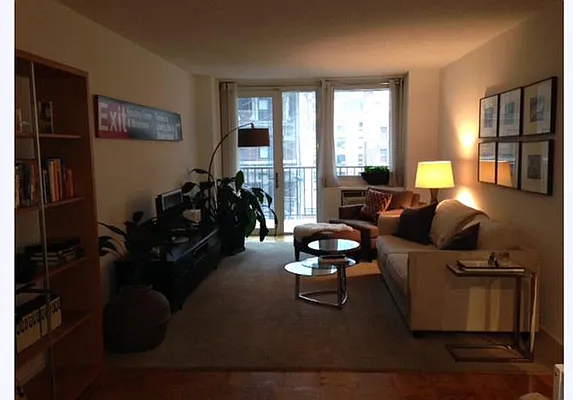 Rented by Owner | media 12