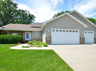 25910 14th St W, Zimmerman, MN 55398