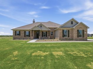 136 Hillview Trl, Decatur, TX 76234