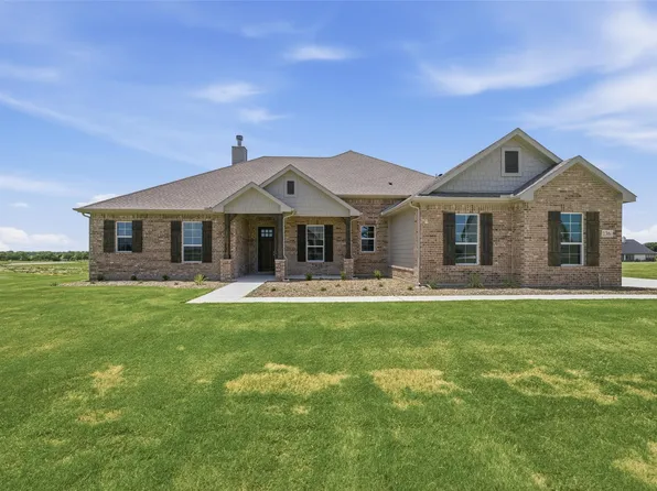 136 Hillview Trl, Decatur, TX 76234
