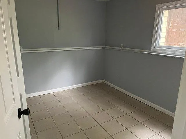 251 Butternut Dr — Photo 8