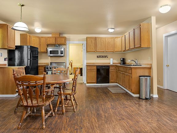 3rd image of 7915 139th Avenue Ct E