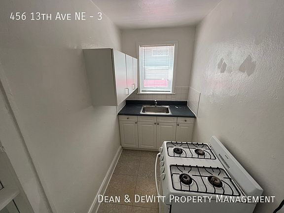 5th image of 456 13th Ave NE APT 3