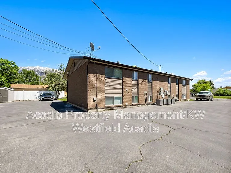 255 E 500 N #255 — Photo 21