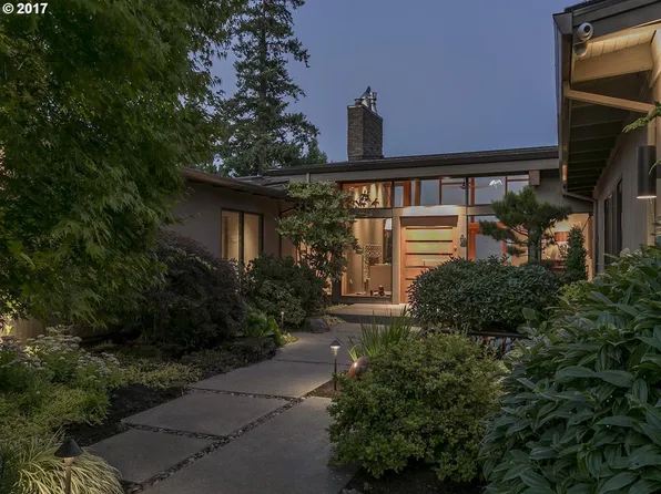 18475 S Crestline Dr, Lake Oswego, OR 97034