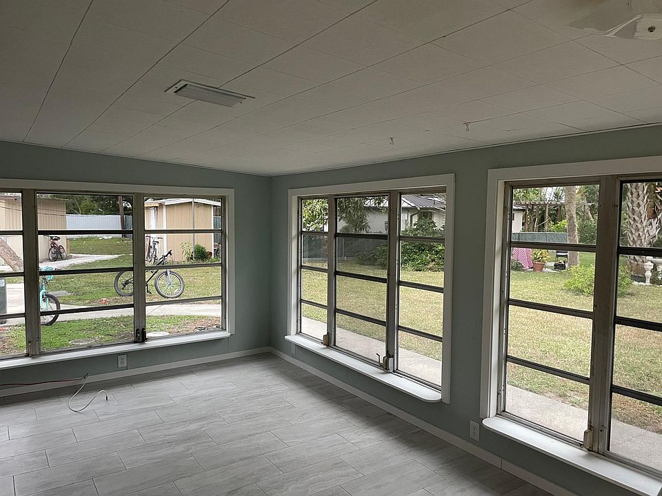 1st image of 9871 Pennsylvania Ave #2