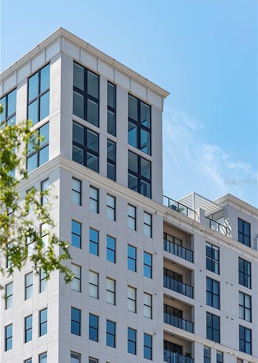 1st image of 226 5th Ave N APT 1405