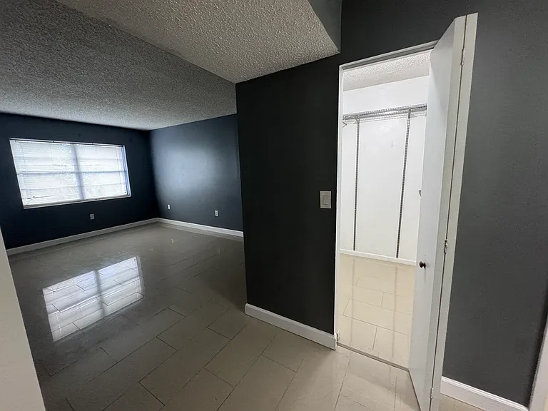 4384 NW 9th Ave #297 — Photo 9