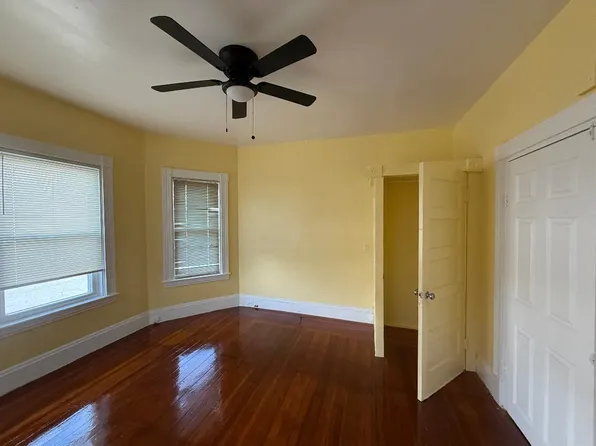 235 Boylston St APT 3, Brockton, MA 02301