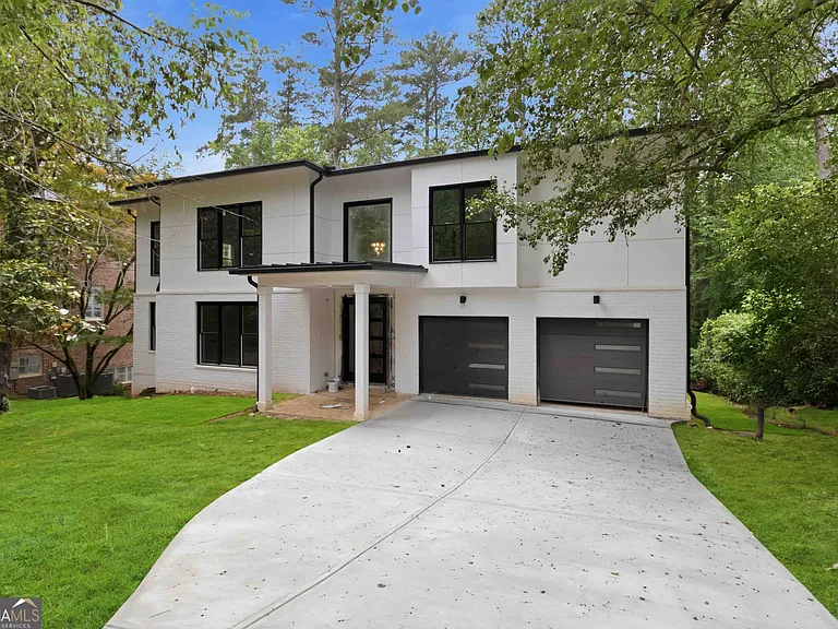 3196 Towerview Dr NE — Photo 3