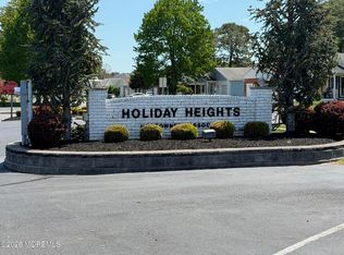 75 Chesterfield Lane, Toms River, NJ 08757