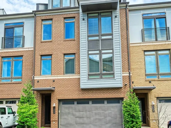 1306 White Feldspar Ter SE, Leesburg, VA 20175