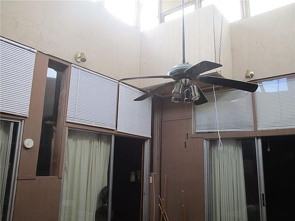 4th image of 212 Private Road 114