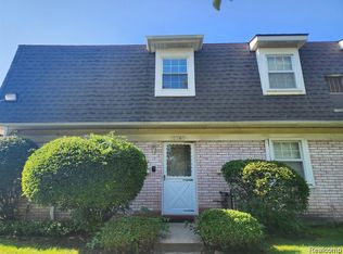2260 N Hix Rd, Westland, MI 48185