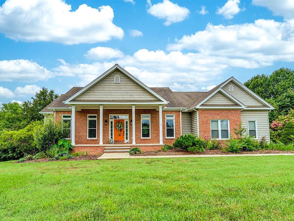 1st image of 1634 Riverbend Dr