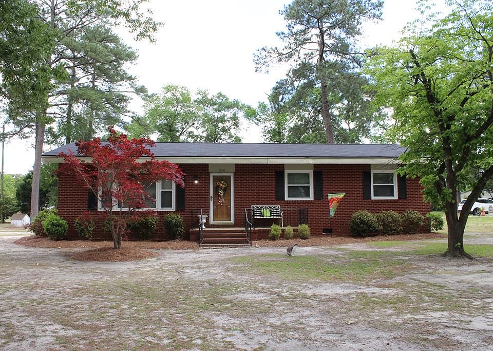 1st image of 208 Forest Dr