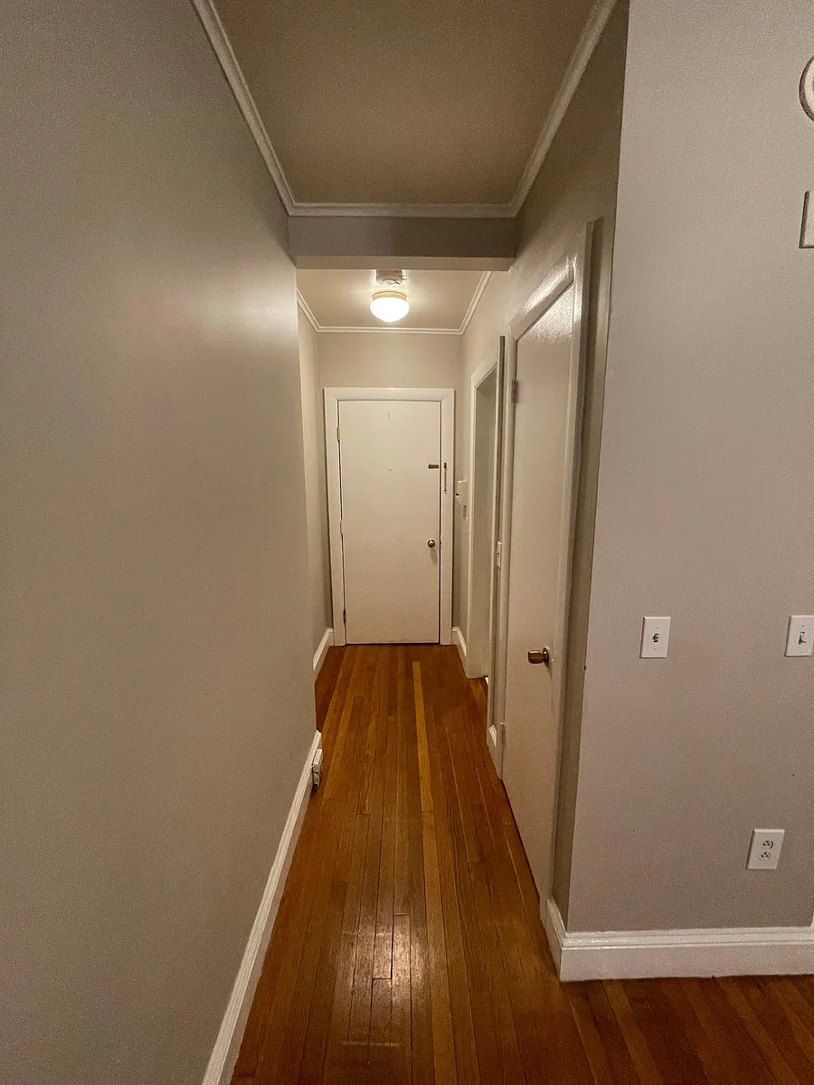 Building Photo - 135 Chadwick St #4