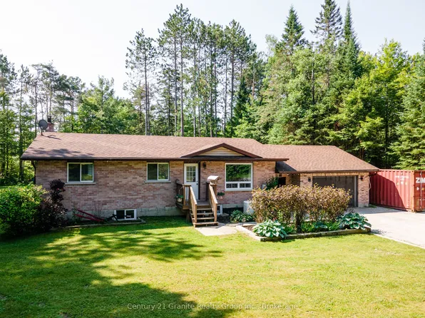 1110 Howland Junction Rd, Minden Hills, ON K0M 2A1