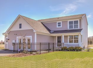 912 Sharp Dr, Plano, IL 60545