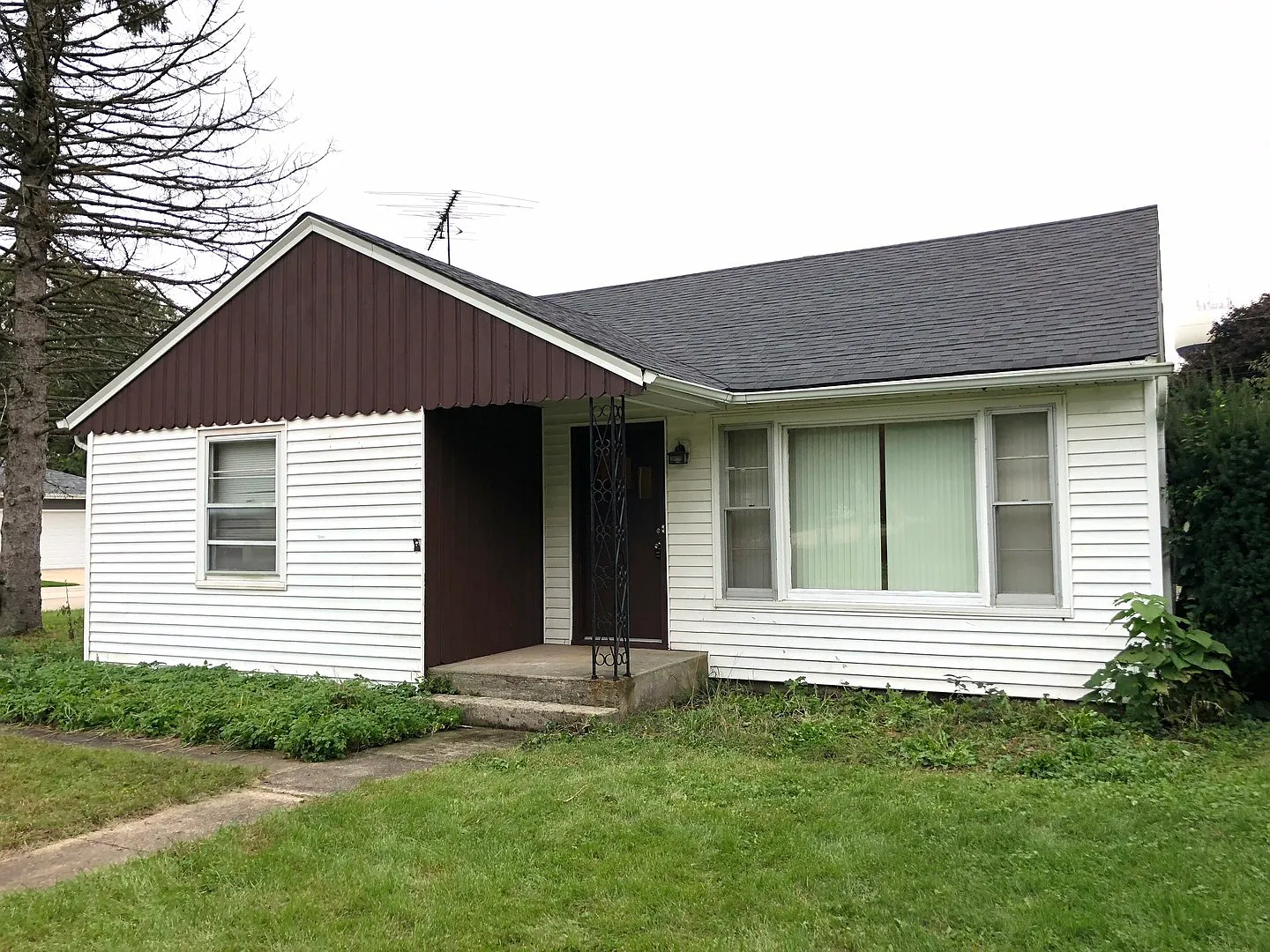 193 Panama Ave photo 1