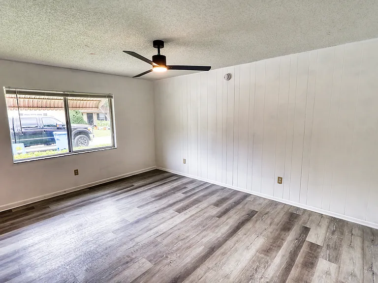 111 Horst Rd — Photo 8