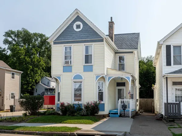 2420 Windsor Ave, Dubuque, IA 52001