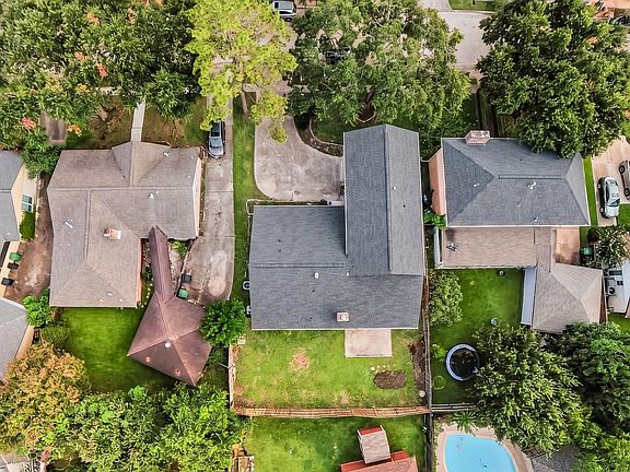 5th image of 13314 Agarita Ln