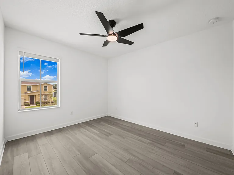 640 Veridian Cir NW — Photo 28