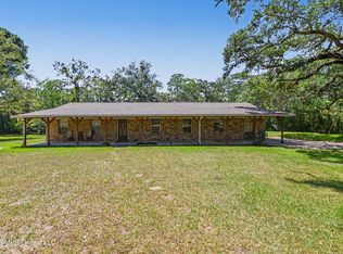 3400 Yucca Ave, Moss Point, MS 39562
