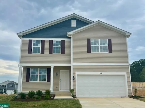 22 Ashcroft Dr, Charles Town, WV 25414