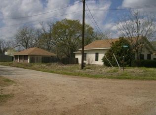 108 S Runnels St, Streetman, TX 75859