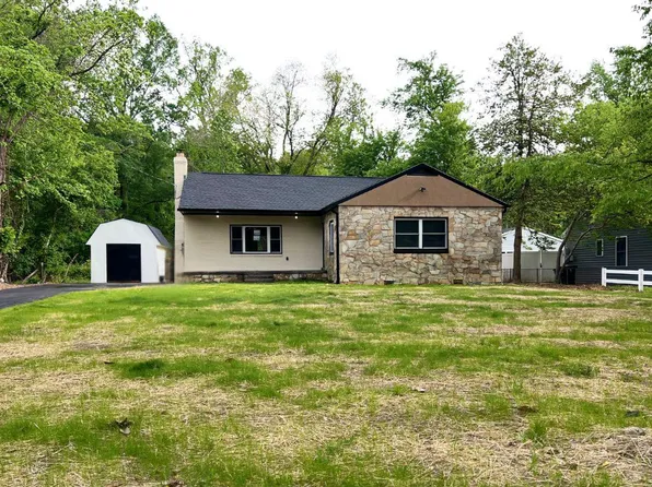 104 Farmington Rd W, Accokeek, MD 20607