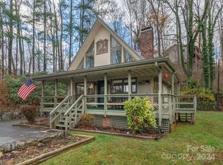 202 Cedar Dr, Maggie Valley, NC 28751