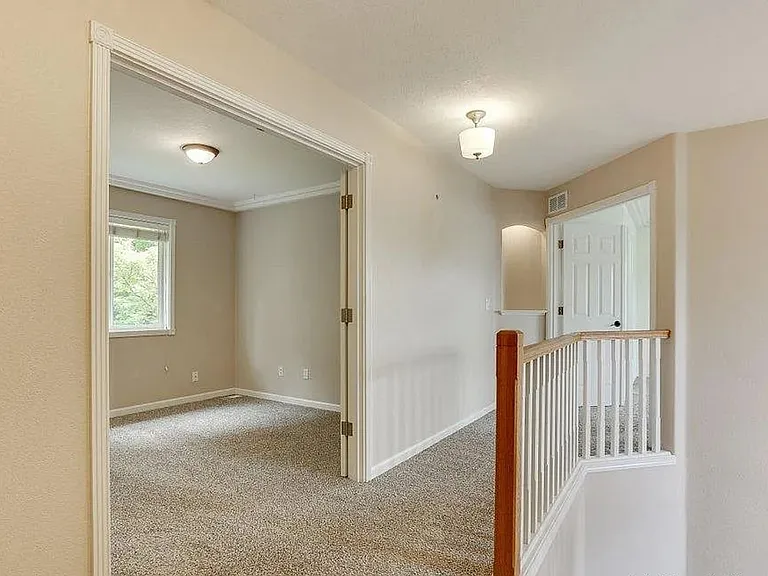 16541 NW Graf St — Photo 16