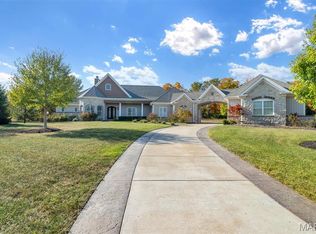 11091 Stonebridge Ln, Wentzville, MO 63385