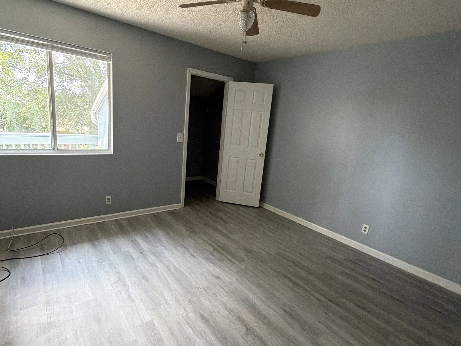 2 bed, 973 sqft, $1,300 — Photo 4