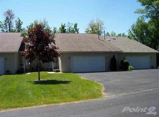 328 Woodside Cir, Cadillac, MI 49601