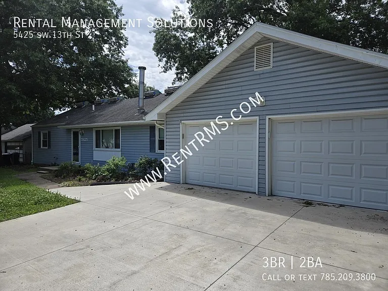 5425 SW 13th St — Photo 2