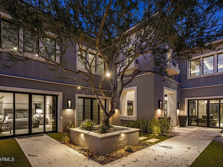 10110 E Siesta Ln — Photo 7